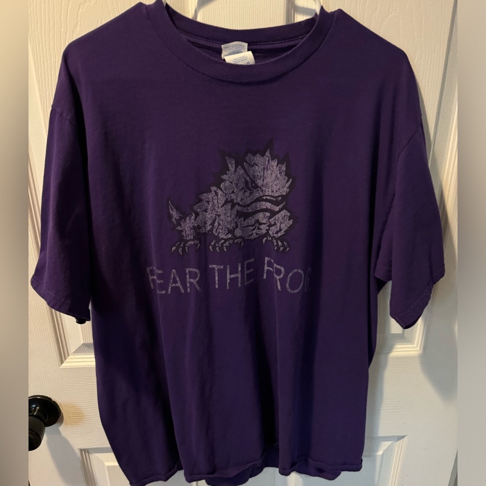 TCU FROGS. FEAR THE FROG MENS XL